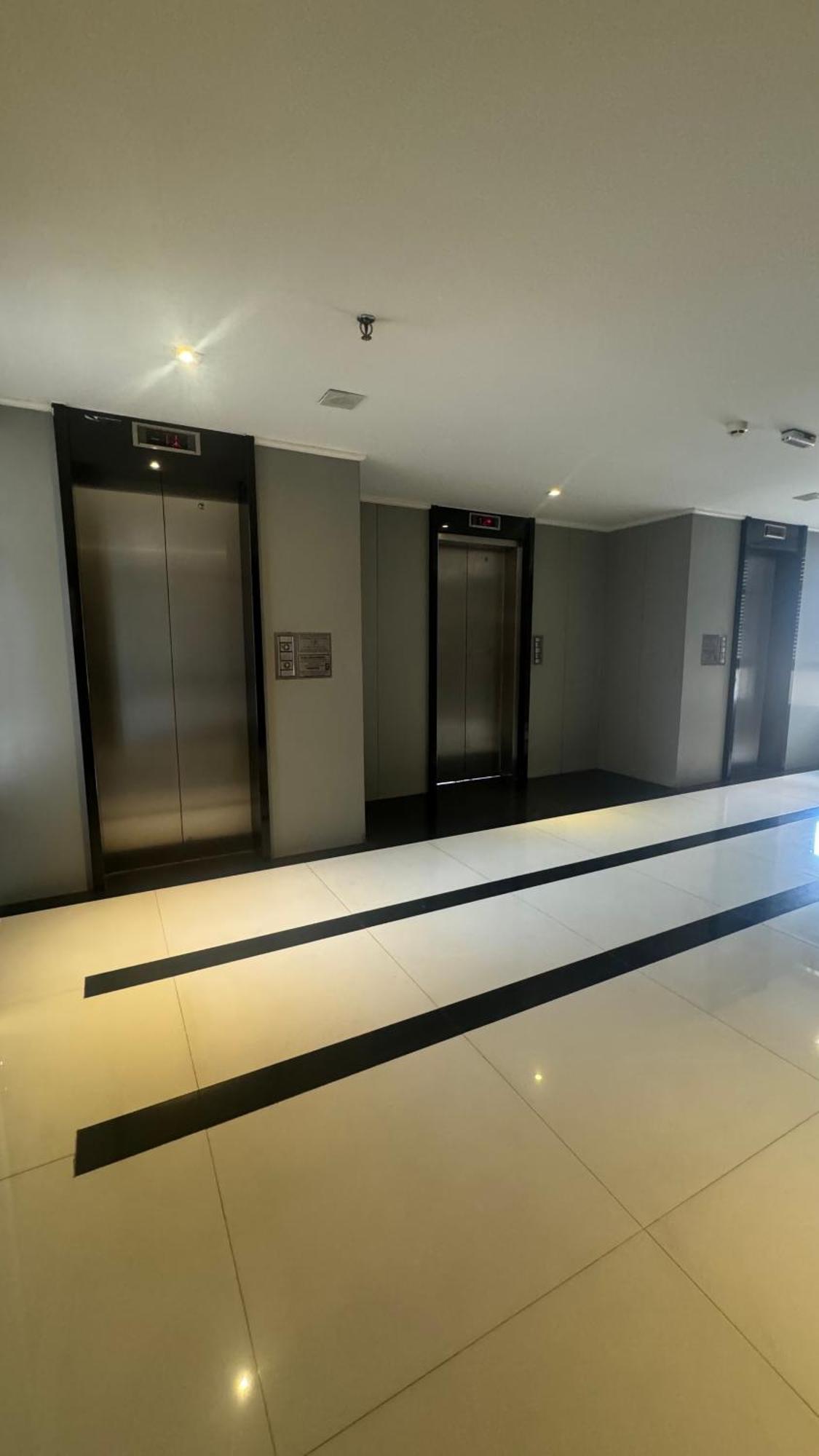 Jk Apart Hotel - Kubitschek Brasilia Exterior photo